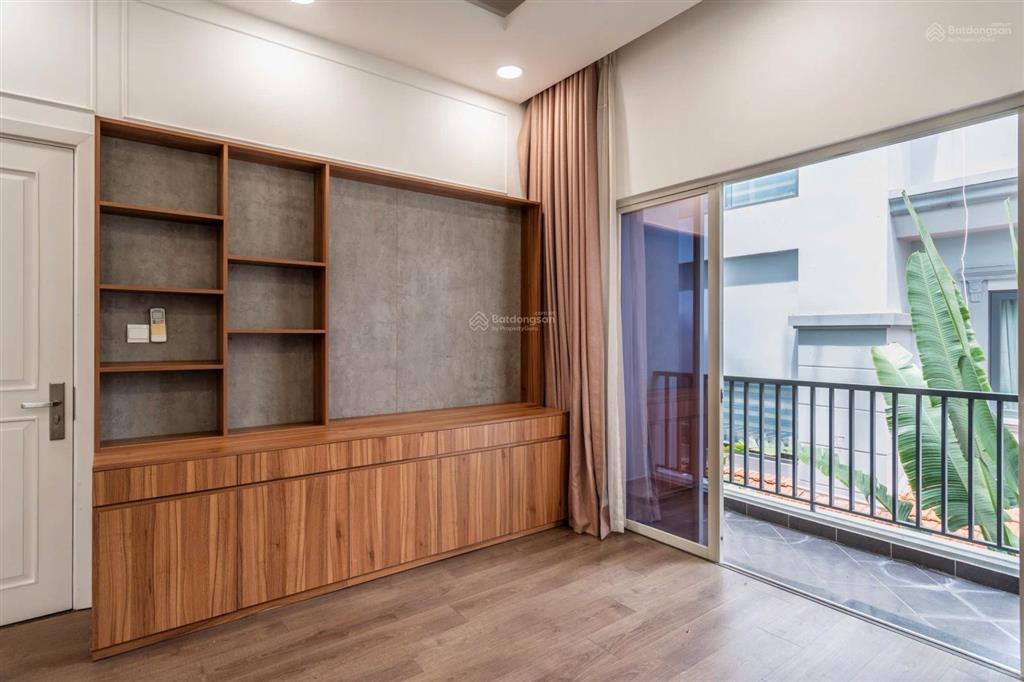 Siêu sao! hoa khôi trong giới nhà cho thuê. villa 430m² vừa mới refresh. 5pn nội thất đẹp ngay bis