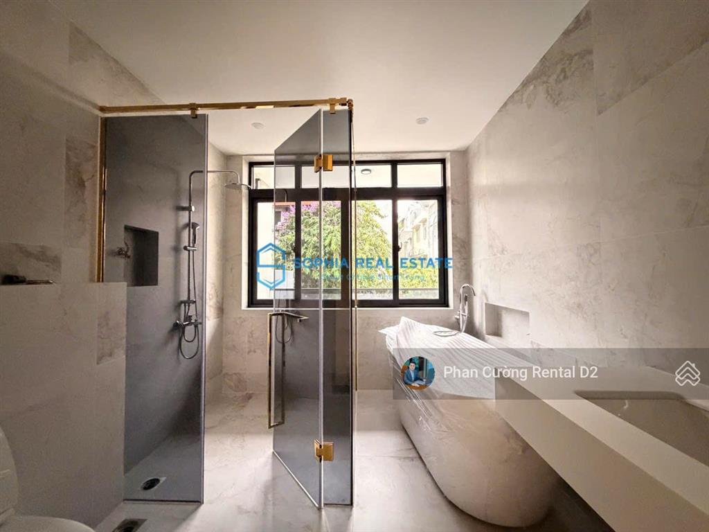 Siêu phẩm kinh doanh! villa 140m2 đất, 3 tầng 5pn 7wc có thang máy, nhà mới xây 100% mới giá tl