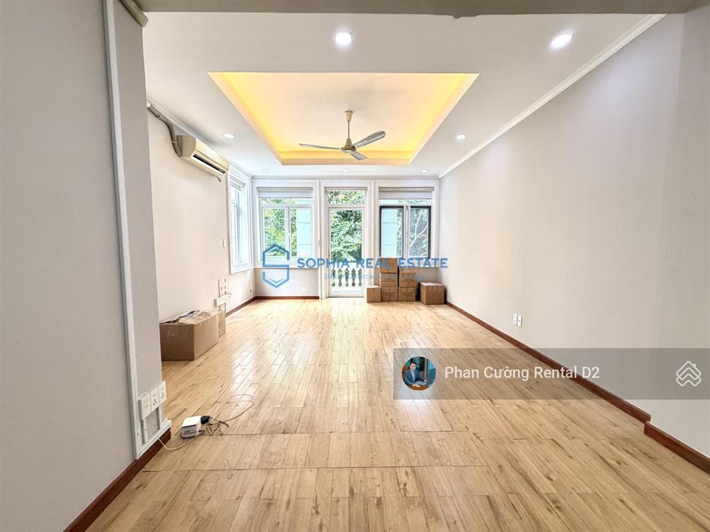 Siêu phẩm! cho thuê villa 18x26m| 3 tầng| 5pn| 7 wc tọa lạc ngay nguyễn văn hưởng, thảo điền
