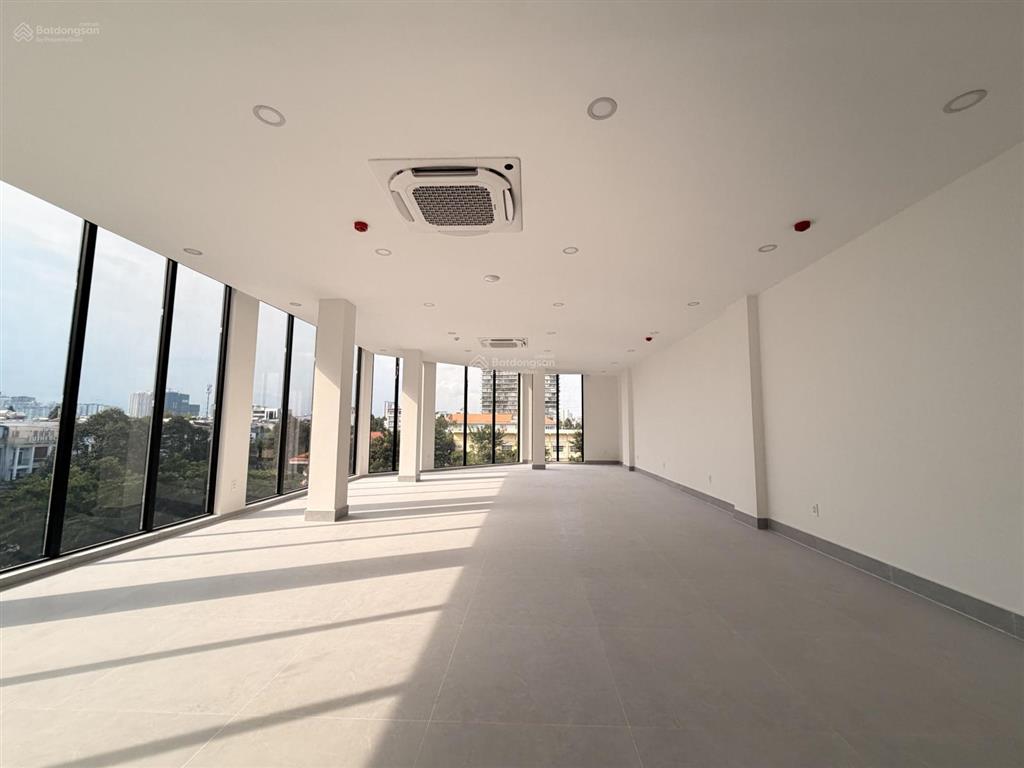 Cho thuê tòa nhà ngay đảo kim cương | 1450m2 sàn, kc hầm 7 tầng nổi, pccc đầy đủ giá chỉ 175tr/th