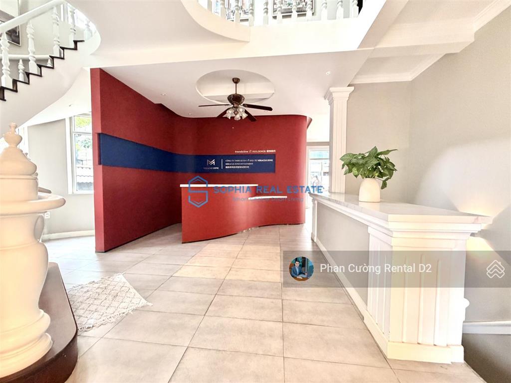 Siêu phẩm! cho thuê villa 18x26m| 3 tầng| 5pn| 7 toilet tọa lạc ngay nguyễn văn hưởng, thảo điền
