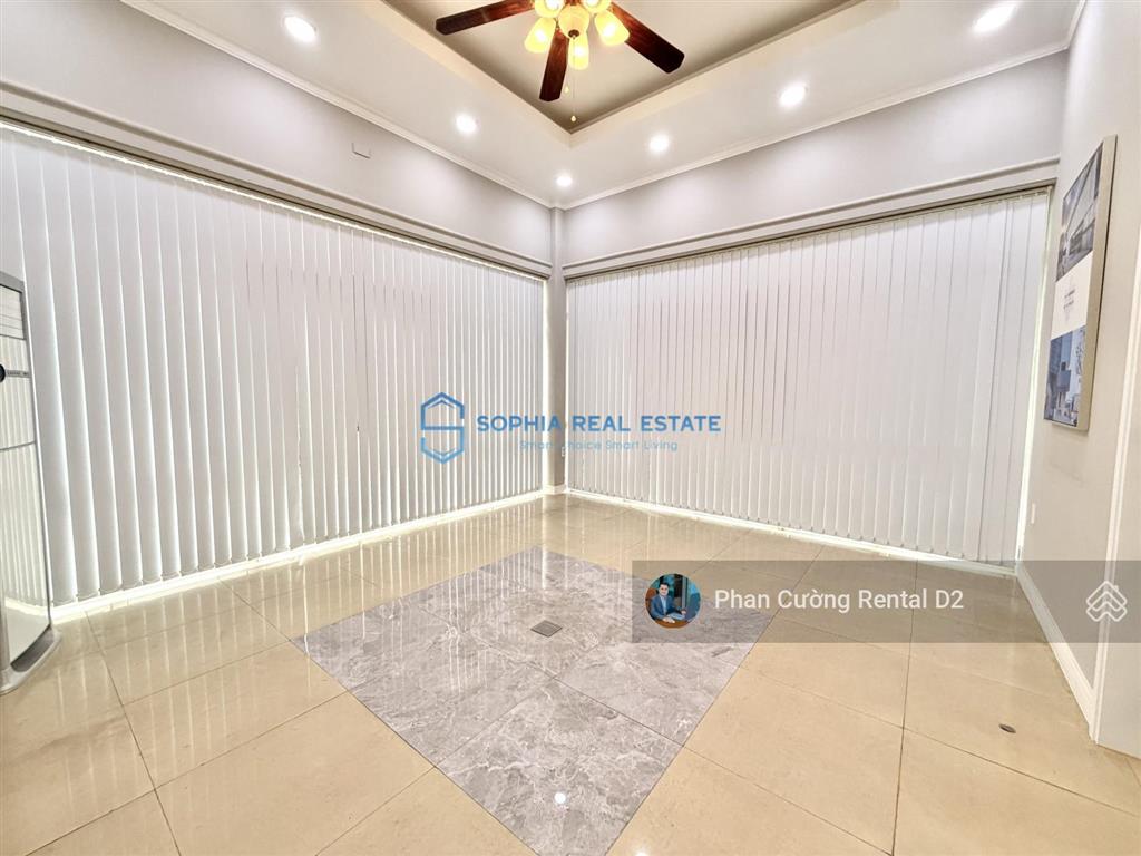 Siêu phẩm! cho thuê villa 18x26m| 3 tầng| 5pn| 7 toilet tọa lạc ngay nguyễn văn hưởng, thảo điền