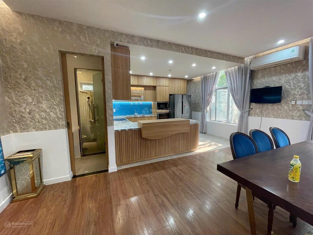 Siêu phẩm! cho thuê villa thảo điền siêu rộng 800m2 | hồ bơi riêng | vị trí ngay ngã 4 quốc hương
