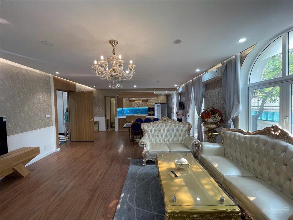 Siêu phẩm! cho thuê villa thảo điền siêu rộng 800m2 | hồ bơi riêng | vị trí ngay ngã 4 quốc hương