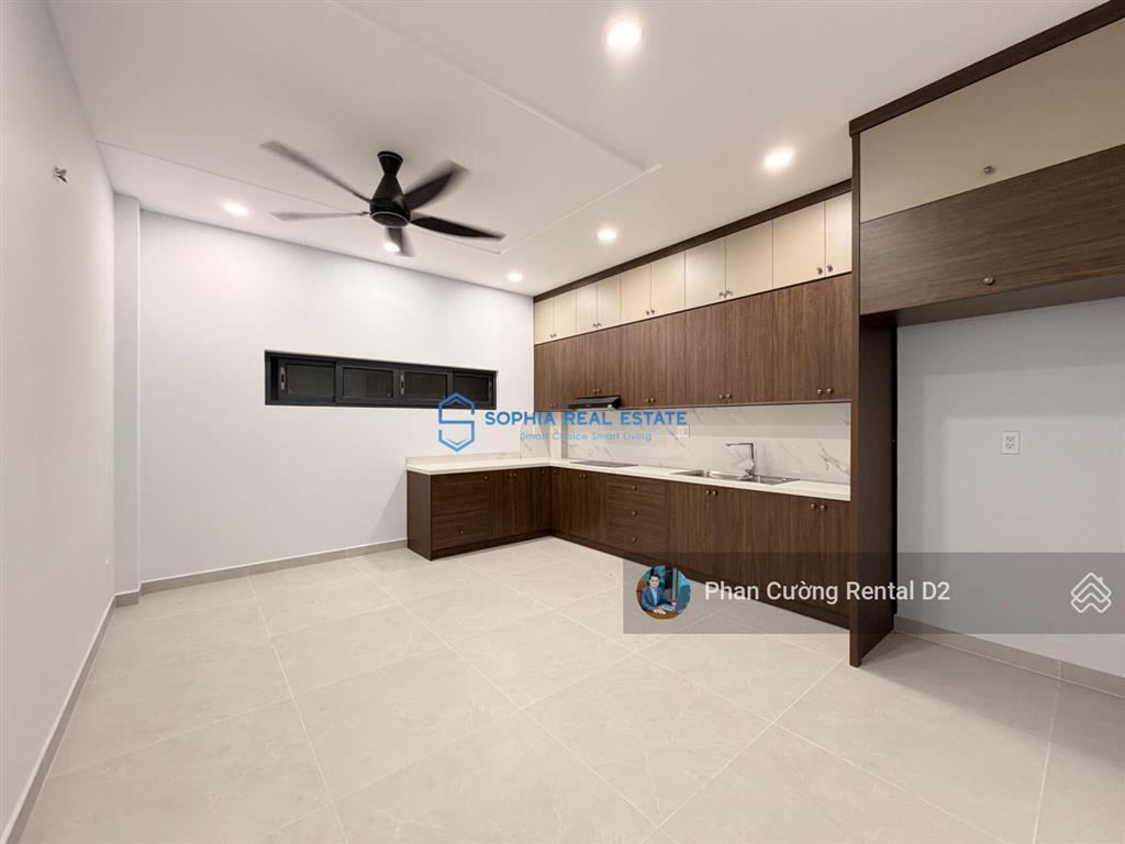 Siêu phẩm! nhà cho thuê ngay the vista an phú, 4,5x20m, 5pn 6wc, sân đậu oto siêu thoáng, giá 35tr