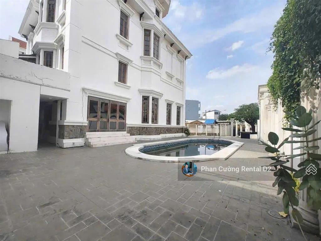 Siêu phẩm!! villa 1000m2 đất, hồ bơi, sân vườn, ngay nguyễn ư dĩ p. thảo điền, kc 4 tầng, siêu rộng