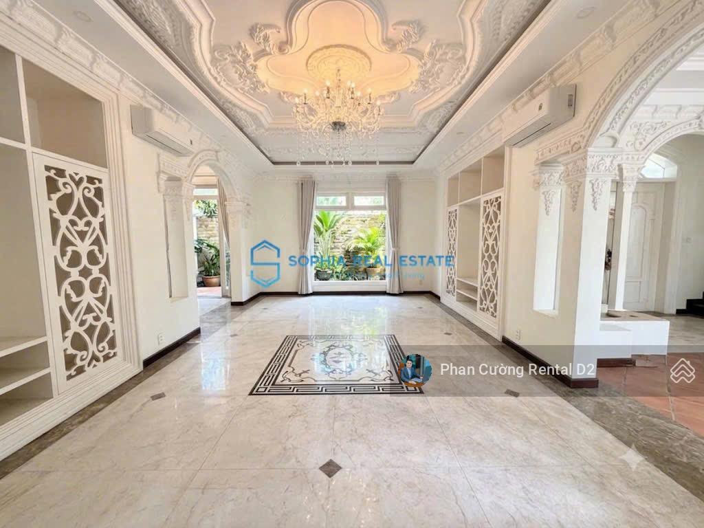 Siêu phẩm! villa xuân thủy 600m2 đất, hồ bơi, sân vườn ngay khu sầm uất xuân thủy, thảo điền