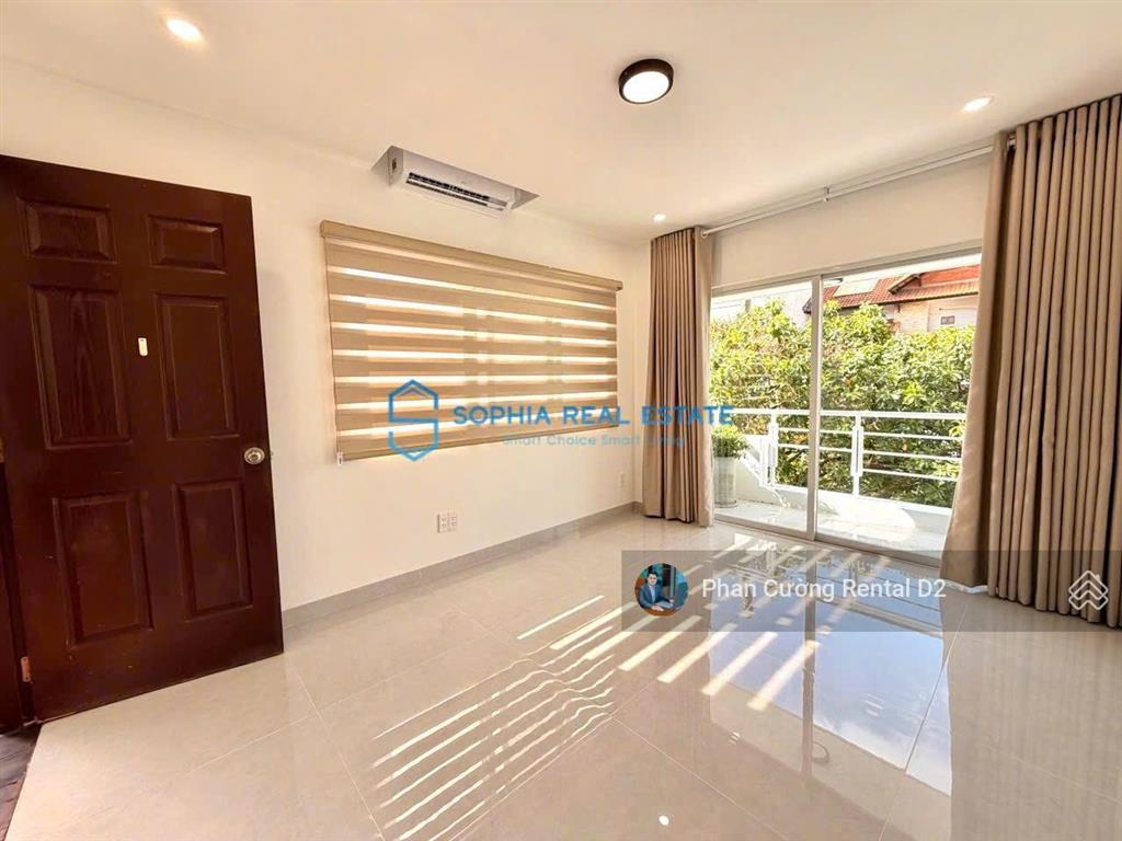 Siêu phẩm! villa 200m2 đất, 3 tầng 4pn 5wc full nội thất, sân vườn, ngay nguyễn văn hưởng thảo điền