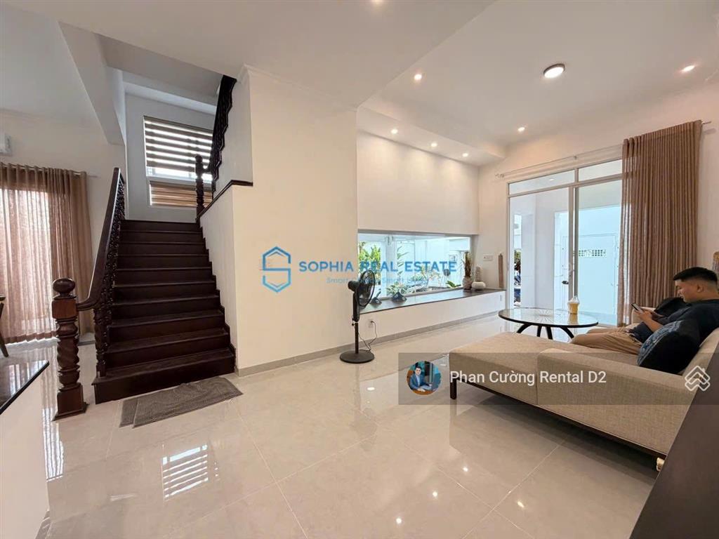 Siêu phẩm! villa 200m2 đất, 3 tầng 4pn 5wc full nội thất, sân vườn, ngay nguyễn văn hưởng thảo điền