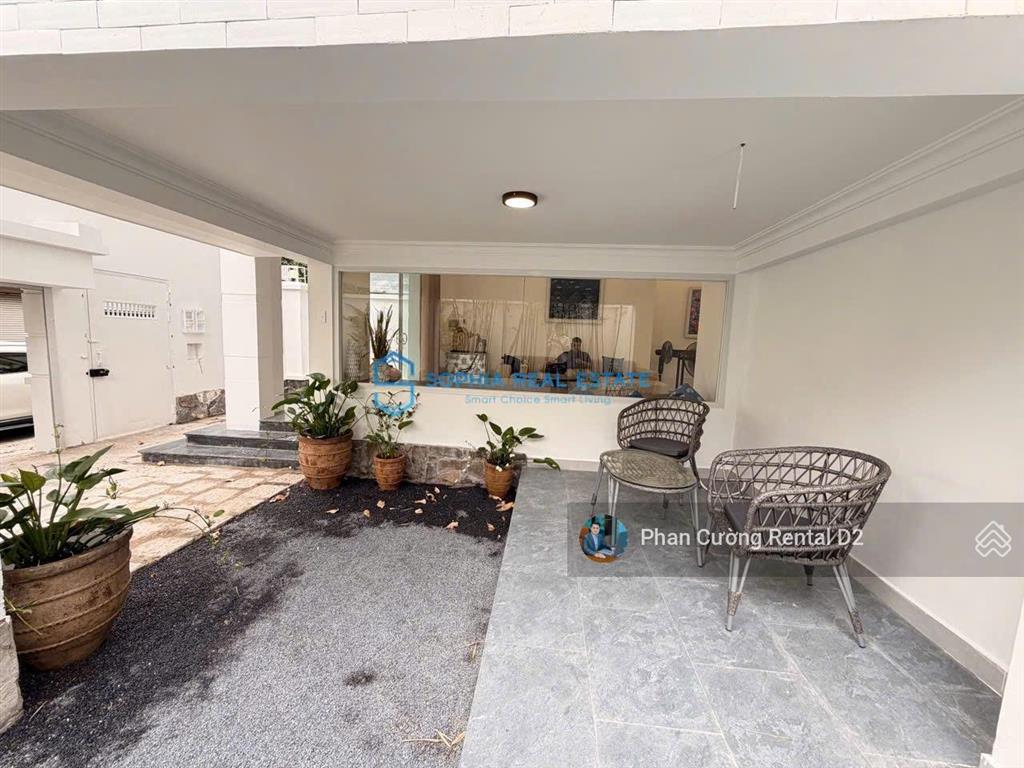 Siêu phẩm! villa 200m2 đất, 3 tầng 4pn 5wc full nội thất, sân vườn, ngay nguyễn văn hưởng thảo điền