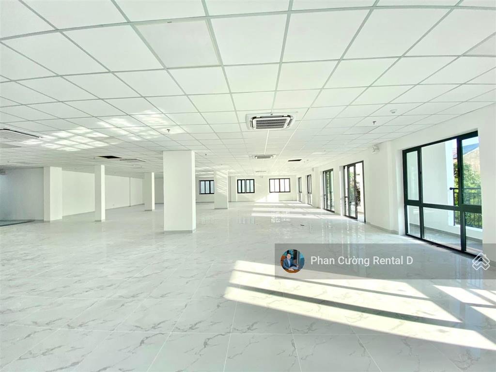 Cho thuê tòa nhà 1.100m2 | kc 7 tầng thang máy, ngay rita võ an phú, vị trí đẹp dễ nhận diện brand