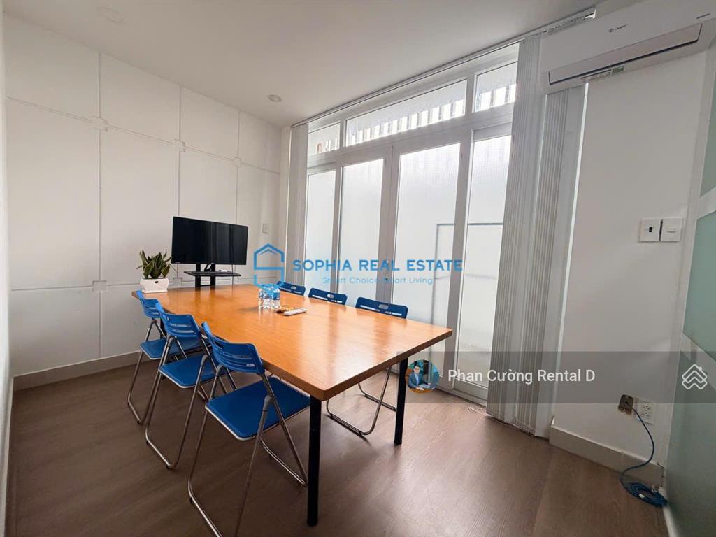 Cho thuê biệt thự khu 280 lương định của, quận 2, 4 tầng 5pn, nội thất chuẩn văn phòng giá tốt