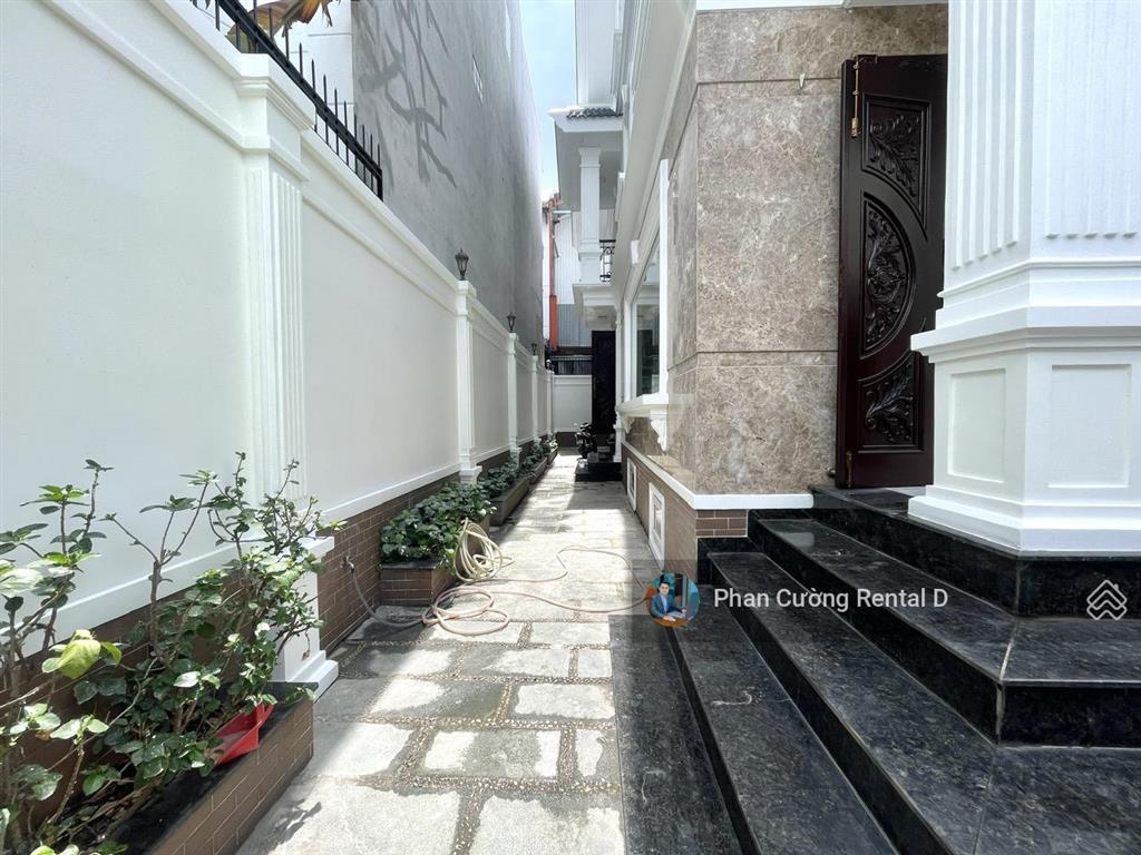 Siêu phẩm! cho thuê villa an phú q2, dt 10x20m hầm 3 tầng, 5 phòng 6wc, vị trí ngay sau mega market