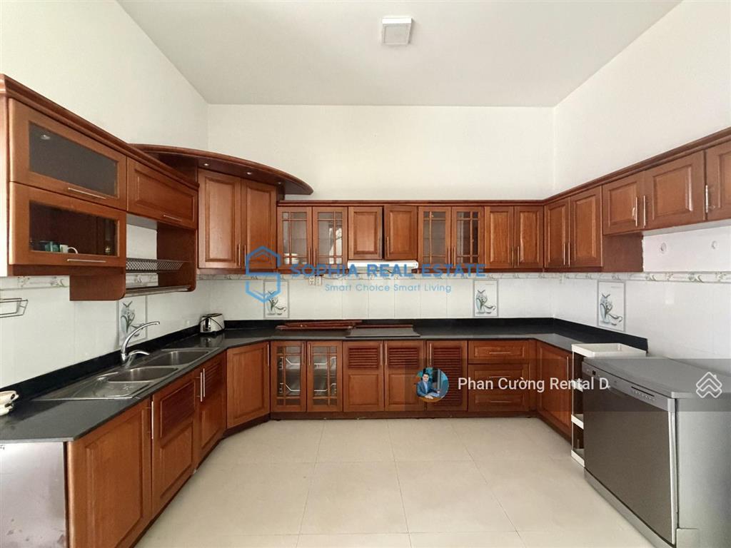 Cho thuê villa nguyễn văn hưởng ngay trường bis thảo điền | 6pn | hồ bơi | giá chỉ 91tr/th