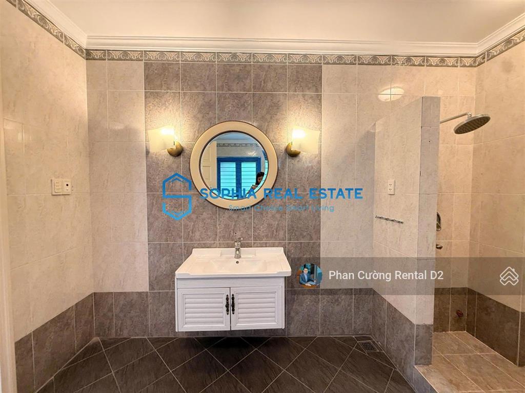 Cho thuê biệt thự thảo điền 18x36m 3 tầng 6pn, toilet riêng, hồ bơi sân vườn thoáng, giá chỉ 130tr