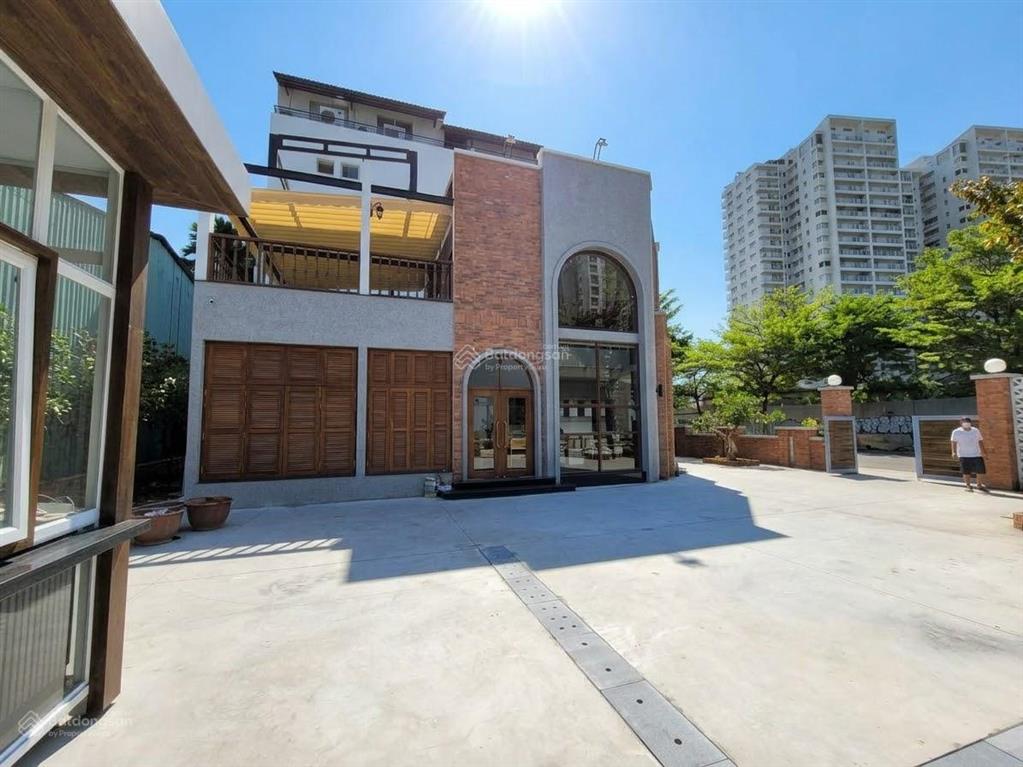 # siêu phẩm! mặt bằng kinh doanh ngay nguyễn văn hưởng 21x18m | trệt + 1 lầu sân vườn rộng dễ setup