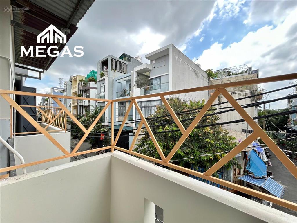 Cho thuê phòng ban công gác cao mới xây ngay kha vạn cân  hoàng diệu 2  linh trung
