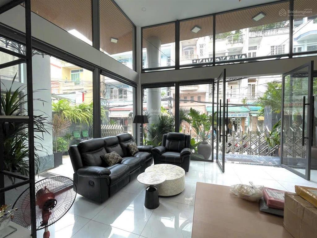Cho thuê căn hộ 1 phòng ngủ full nội thất máy giặt riêng gần cv lê thị riêng, ngã tư bảy hiền