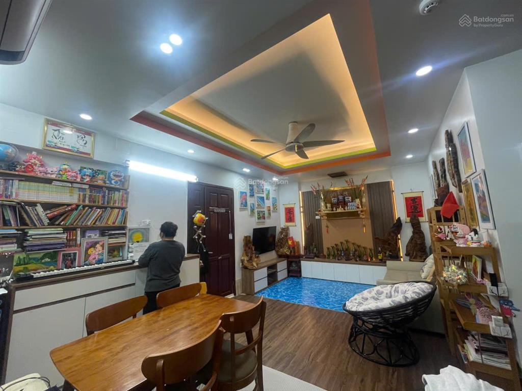 Chính chủ bán chcc chiến sỹ bộ công anct9, tầng 8, lô góc, 80m2x2nx2wc nội thất đẹp, giá 6.8 tỷ.