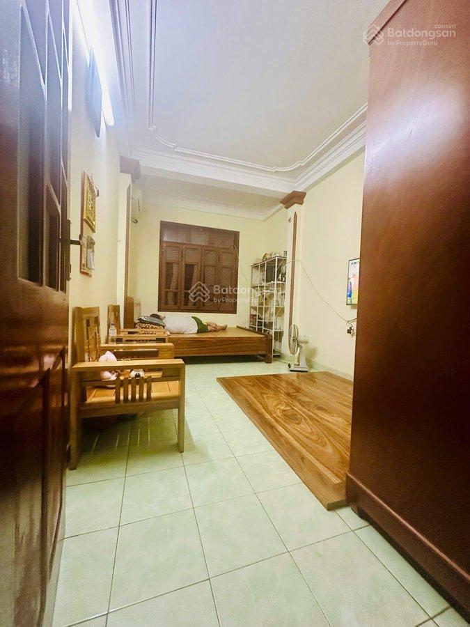6.3 tỷ nhà 2 thoáng ngõ nông rộng gần đường giải phóng,10m ra ô tô tránh.hiếm cho gia đình trẻ