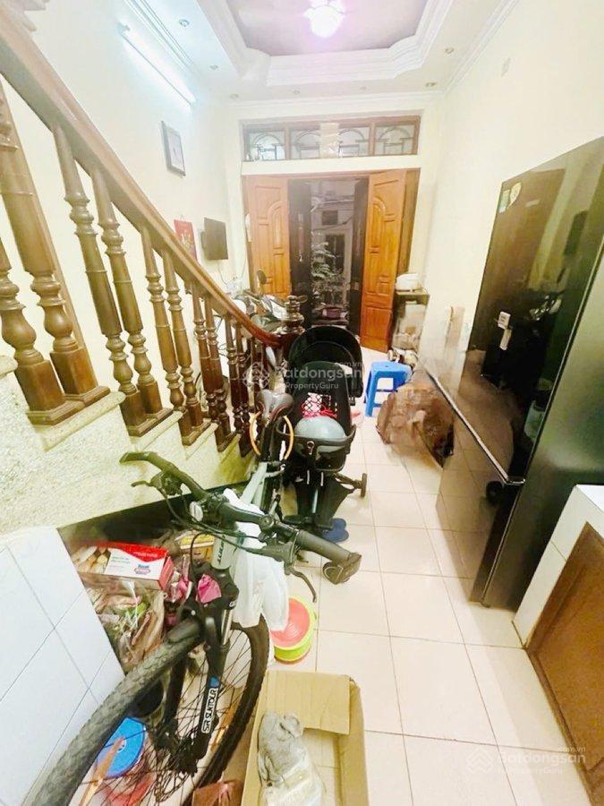 6.3 tỷ nhà 2 thoáng ngõ nông rộng gần đường giải phóng,10m ra ô tô tránh.hiếm cho gia đình trẻ