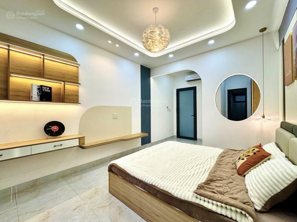 Nhà mặt tiền đường thông phạm văn đồng p1 gvxe hơi tránh nhau58m25tầngchỉ 8,55tỷ tl