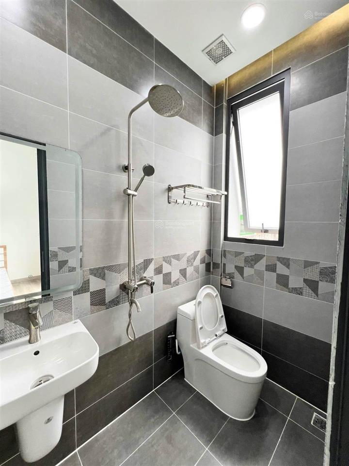 Ngay cv làng hoahẻm 1/ lê văn thọ p11 gvmới đẹp ở ngay 59m24tầng5pn7wcchỉ 8tỷ4 tl