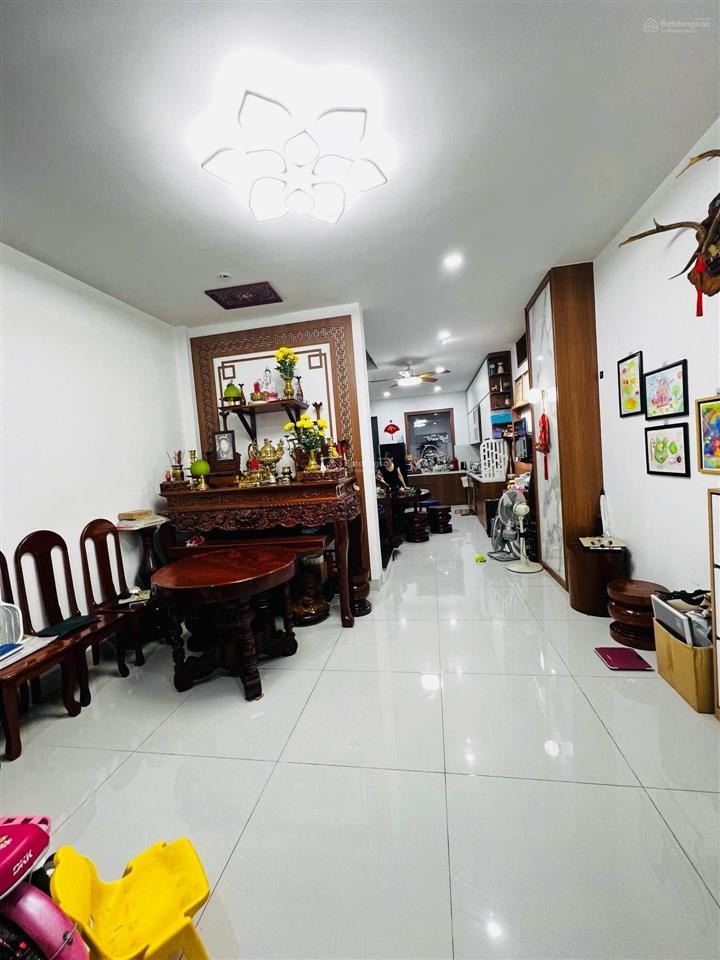 Ngay cv làng hoahẻm 1/ lê văn thọ p11 gvmới đẹp ở ngay 59m24tầng5pn7wcchỉ 8tỷ4 tl