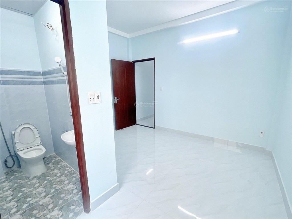 Hxh 1 trụcsát mặt tiềnnhà mới đẹp ở ngay62m23tầng4pnquang trung p11 gvchỉ 7tỷ8 tl