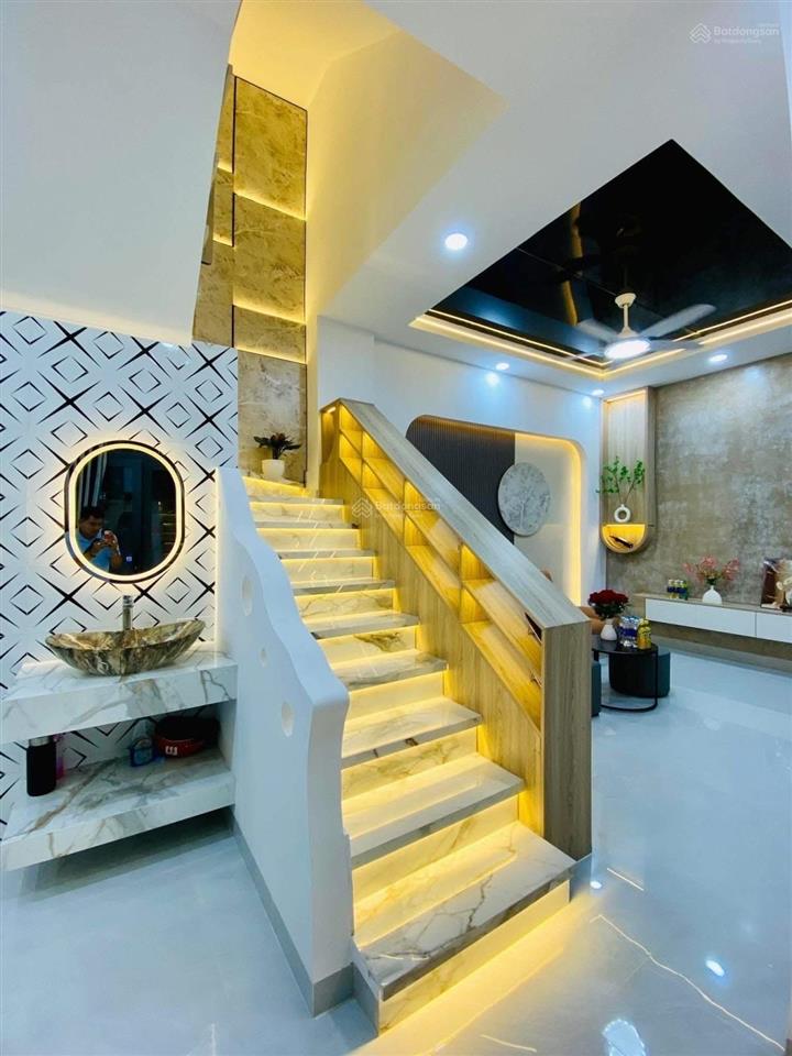 Hẻm xe hơi thông3 tầng btct4pnngang khủng 9.5m46m²bùi quang lã, p12, gò vấpchỉ 6tỷ2
