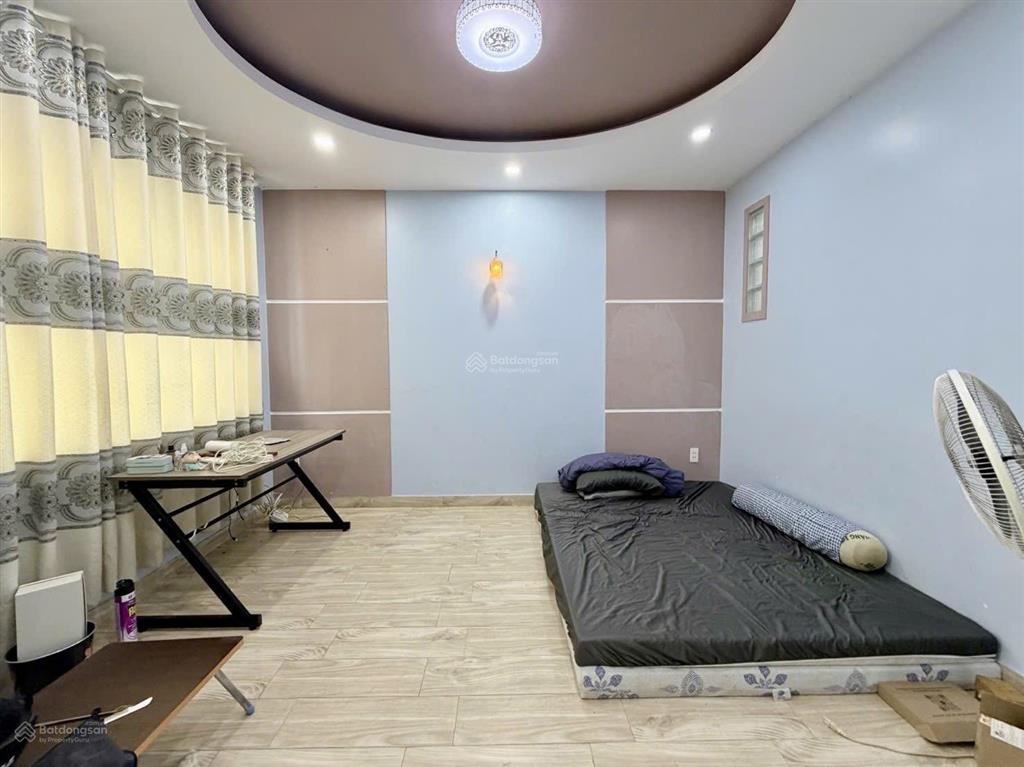 Hxh 6m vào nhàkhu đồngnhà đẹp o ngay50m2ngang 5,5m4tầng4pnquang trung p8 gvchỉ 6tỷ8 tl