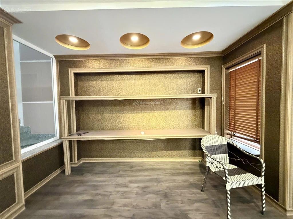 Hxh 6m vào nhàkhu đồngnhà đẹp o ngay50m2ngang 5,5m4tầng4pnquang trung p8 gvchỉ 6tỷ8 tl