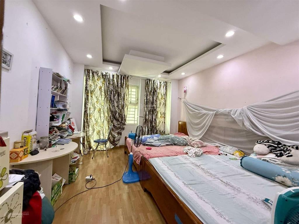 Hẻm xe hơi quay đầu, nhà đẹp gần quang trung, p8  82m2, 4 tầng btct  5pn từ 9tỷ=giảm còn 8,2tỷ tl