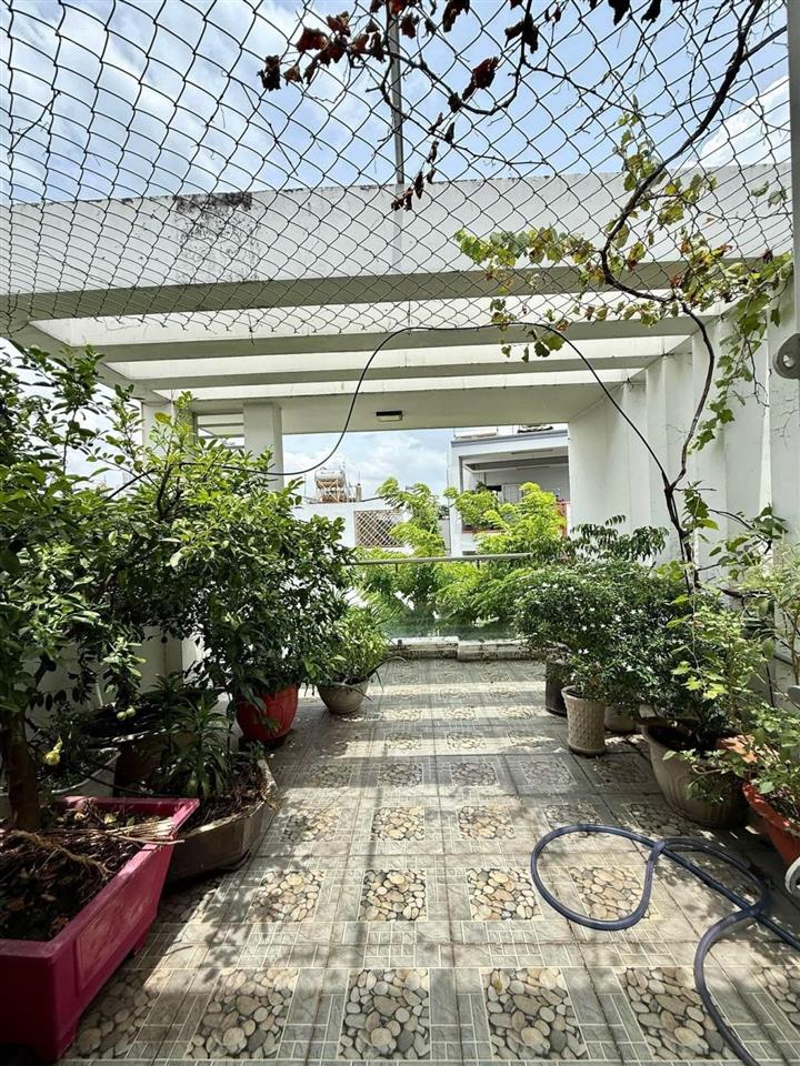 Hẻm xe hơi quay đầu, nhà đẹp gần quang trung, p8  82m2, 4 tầng btct  5pn từ 9tỷ=giảm còn 8,2tỷ tl