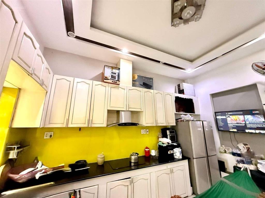 Hẻm xe hơi quay đầu, nhà đẹp gần quang trung, p8  82m2, 4 tầng btct  5pn từ 9tỷ=giảm còn 8,2tỷ tl