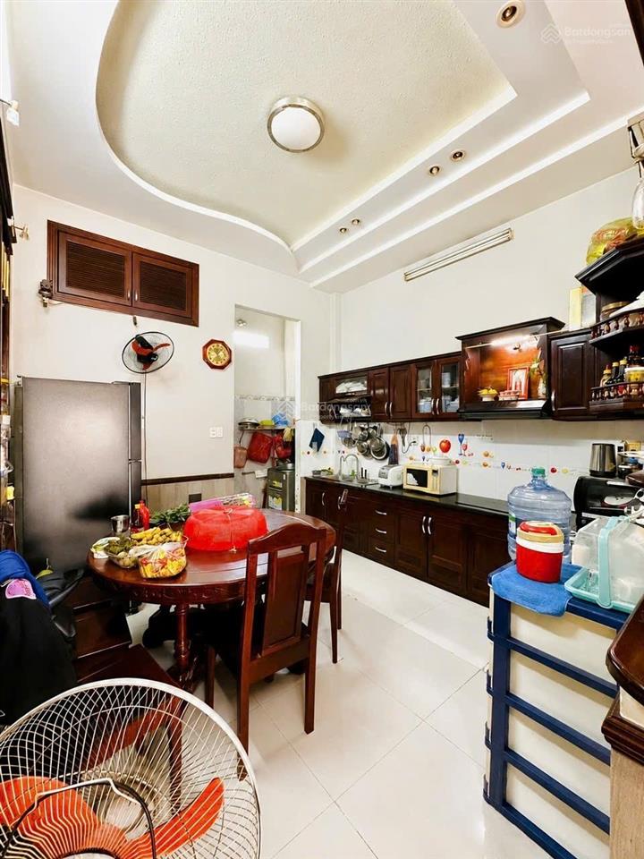 Hẻm xe hơi 6m vào nhà  ở ngay  56m2  4 tầng  5pn  gần thống nhất p11 gv  chỉ 7 tỷ 6 tl