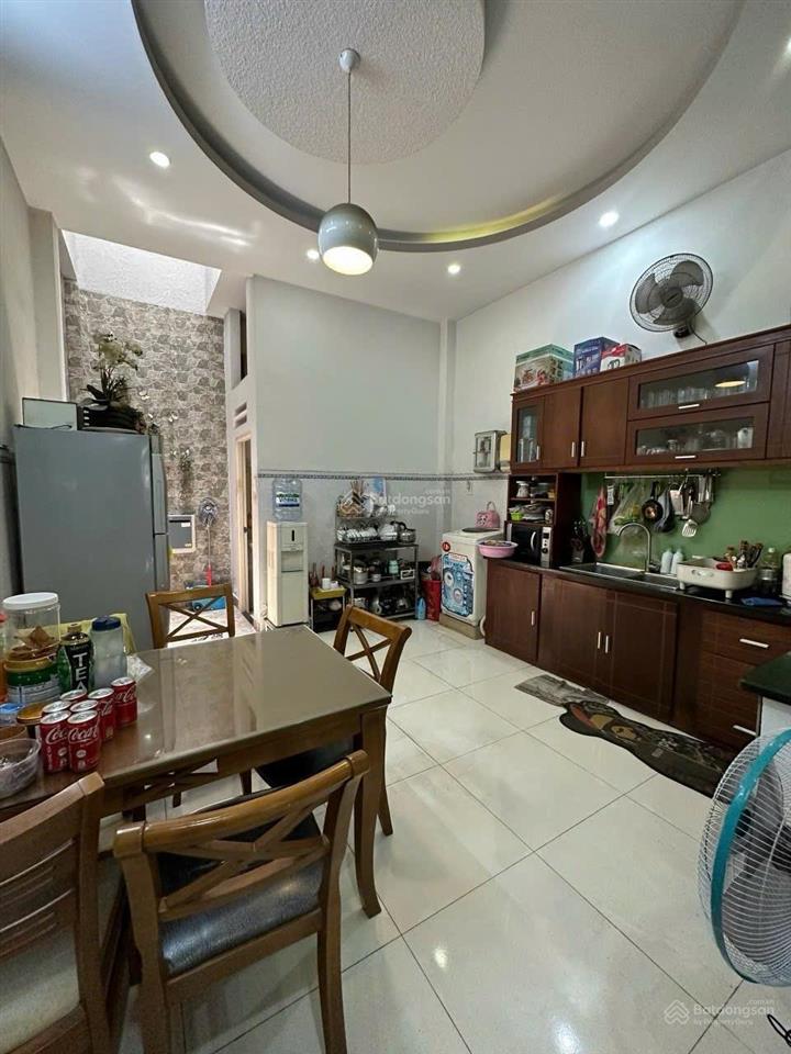 Hẻm ô tô 8m thông, công viên sát nhà, 64m2, 3 tầng, 3pn, phạm văn chiêu gv, chỉ 7,55 tỷ tl