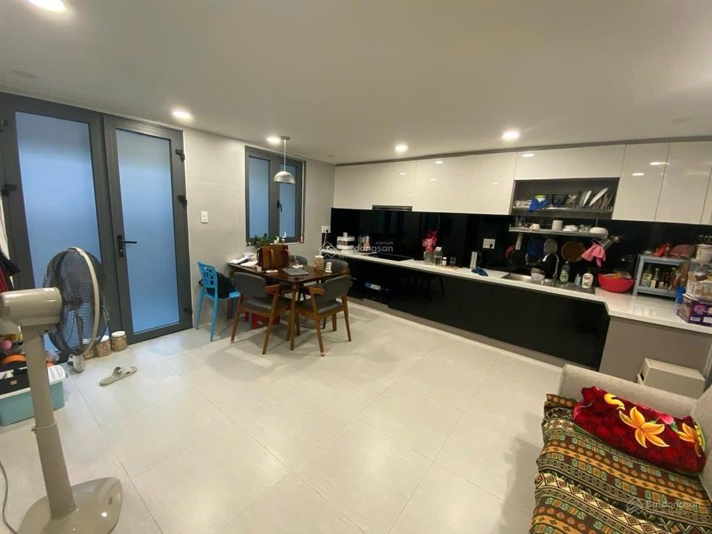 Hẻm xe hơi 6m vào nhàđẹp o ngay54m2ngang 5,7m5tầng4pnnguyễn thái sơn p5 gvchỉ 8tỷ4 tl