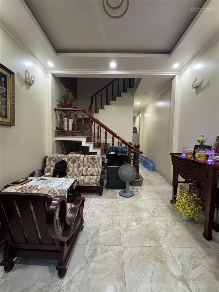 Hẻm xe hơi vào nhàsát mặt tiền60m23tầng3pnphạm văn bạch p15 tbtừ 8,5tỷ=giảm còn 7,2tỷ tl