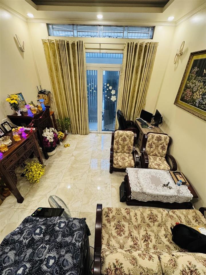 Hẻm xe hơi vào nhàsát mặt tiền60m23tầng3pnphạm văn bạch p15 tbtừ 8,5tỷ=giảm còn 7,2tỷ tl