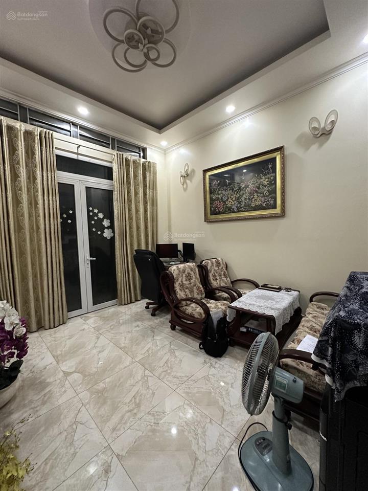 Hẻm xe hơi vào nhàsát mặt tiền60m23tầng3pnphạm văn bạch p15 tbtừ 8,5tỷ=giảm còn 7,2tỷ tl