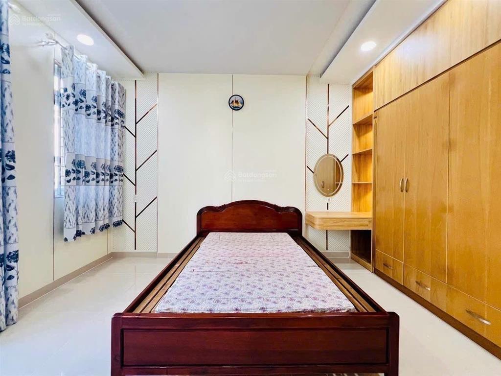 Hẻm xe hơi 1 sẹc vào nhà đẹp ở ngay 68m2  5tầng  5pn  nguyễn oanh nguyễn văn dung p6 gv, 9tỷ4 tl