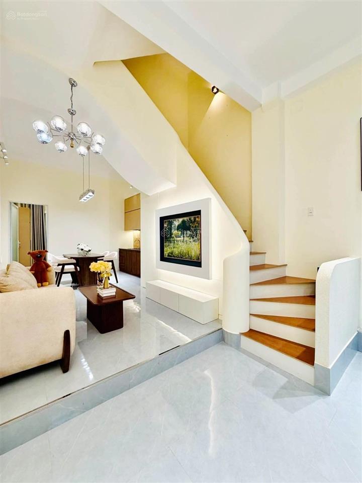 Hẻm xe hơi vào nhàmới đẹp ở ngay60m24tầng7pnquang trung p.an hội tâychỉ 7,95tỷ tl