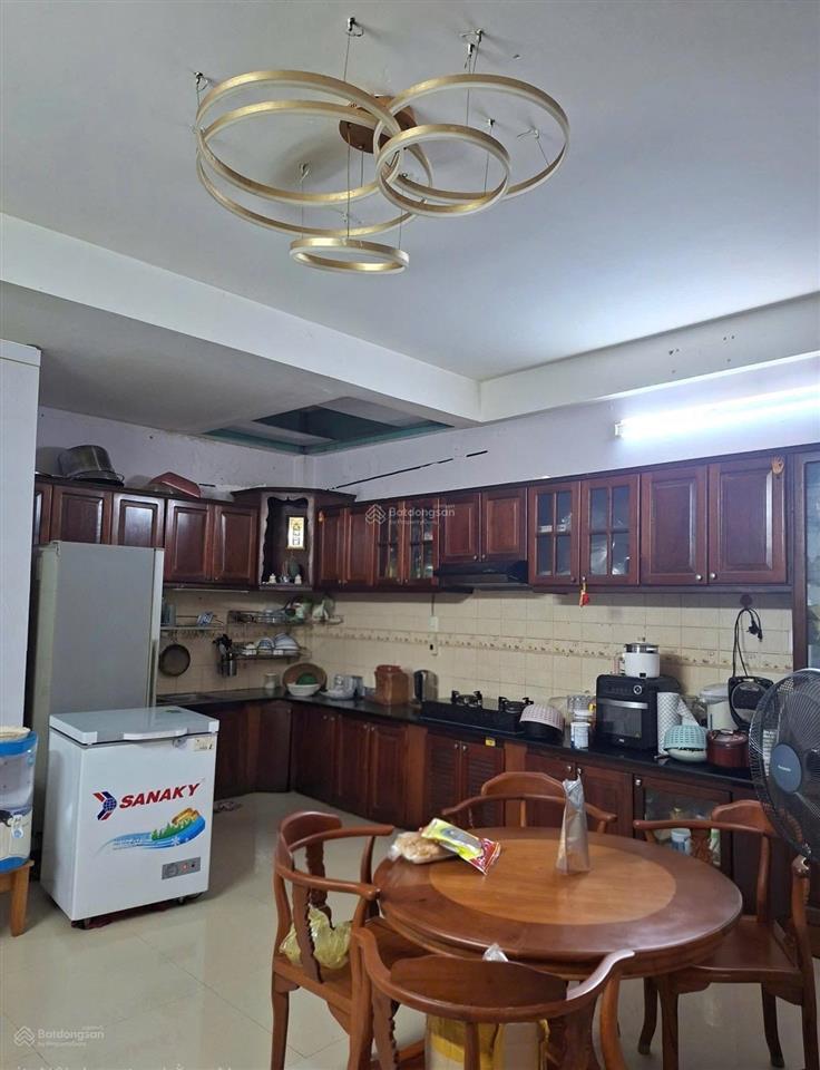 Sát bv hồng đức  chợ thạnh thông tây  82m2  5tầng  5pn  thống nhất p11 gv  chỉ 7tỷ7 tl