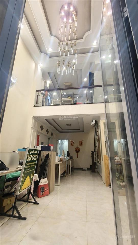 Nhà mặt tiền rẻ hơn giá hẻm là có thật60m24tầng4pnsát công viên làng hoa p8 gvchỉ 8tỷ6 tl