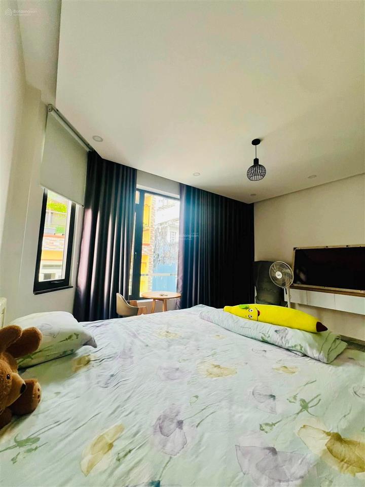 Hẻm xe hơi, nhà đẹp ở ngay, 70m2, 5 tầng, cống lở p15 tân bình, chỉ 8 tỷ 6 tl