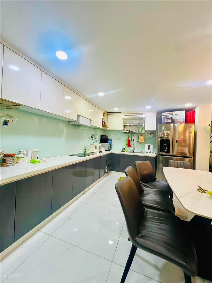 Hẻm xe hơi, nhà đẹp ở ngay, 70m2, 5 tầng, cống lở p15 tân bình, chỉ 8 tỷ 6 tl