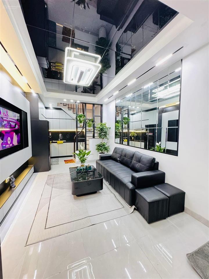 Hàng hiếm! đặng tiến đông, ôtô tải đỗ cửa,hai thoáng, xây mới, 3pn khép kín, full nội thất cao cấp