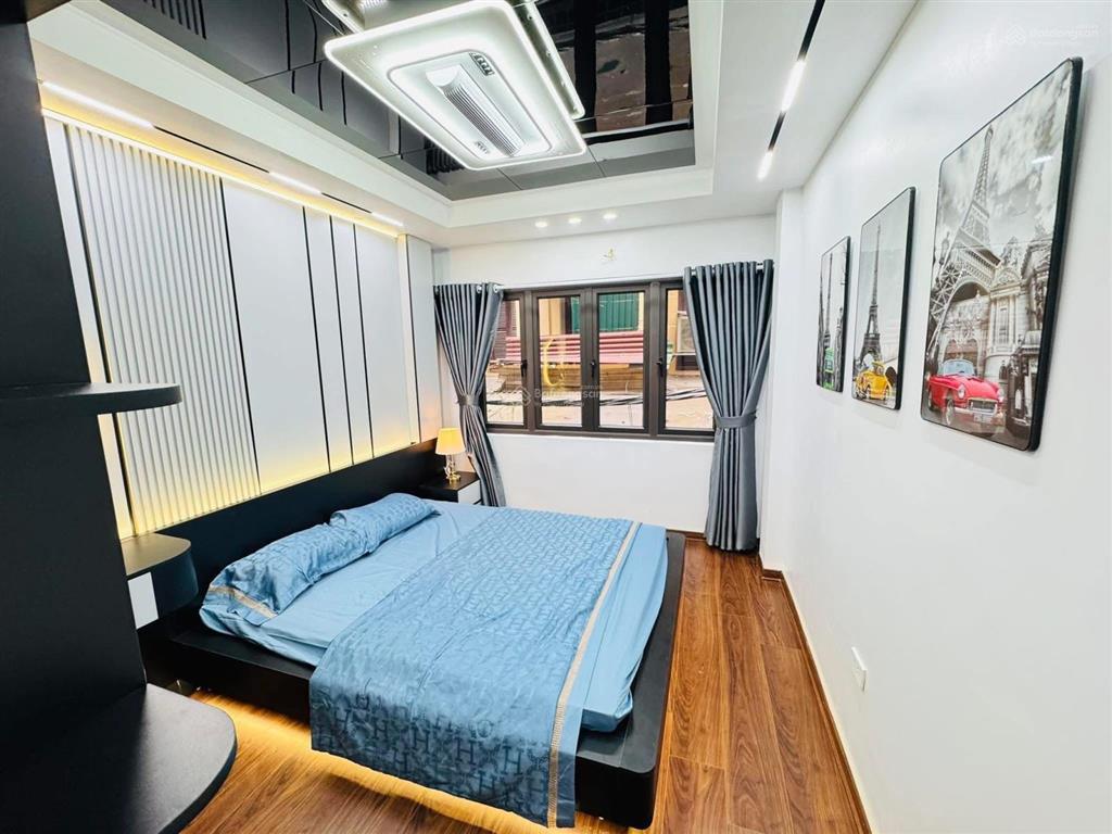 Hàng hiếm! đặng tiến đông, ôtô tải đỗ cửa,hai thoáng, xây mới, 3pn khép kín, full nội thất cao cấp