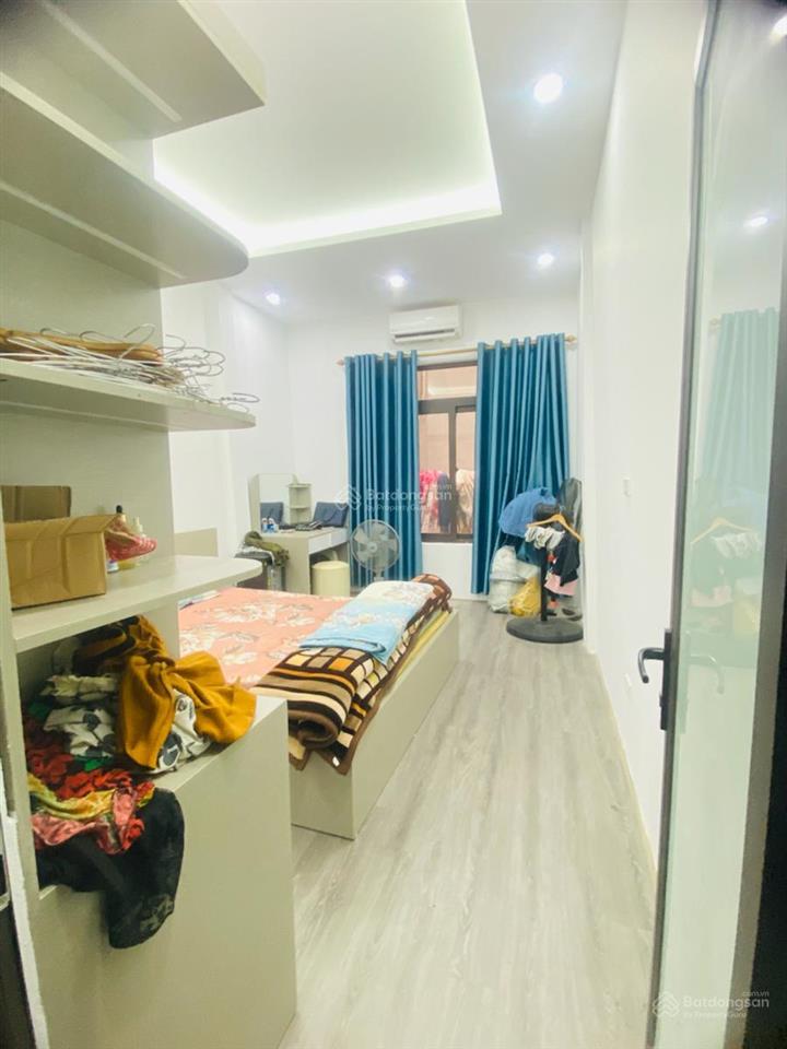 Kịch sàn! thịnh quang, nhà đẹp, ngõ xe ba gác tránh xe máy, gần trường học, ngã tư sở, giá 6,75tỷ